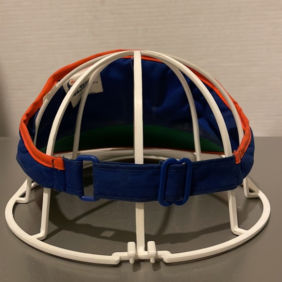 NY Mets Adjustable Strap back Visor - Picture 3 of 6